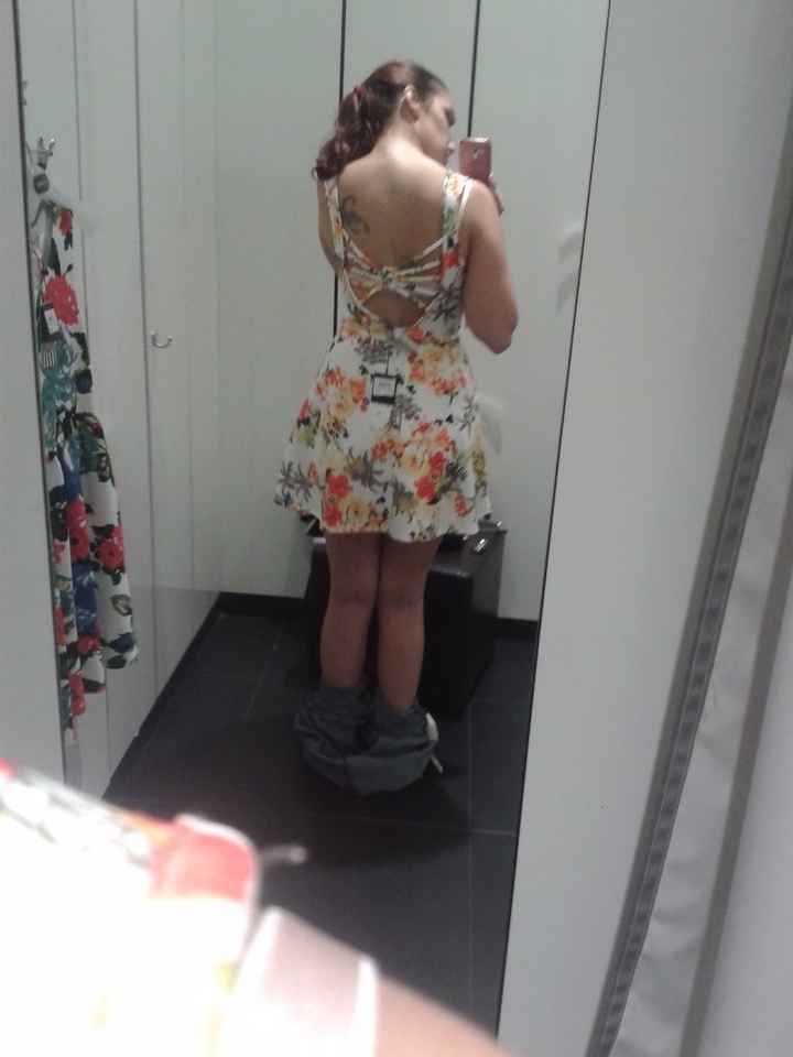 vestido dia seguinte trás