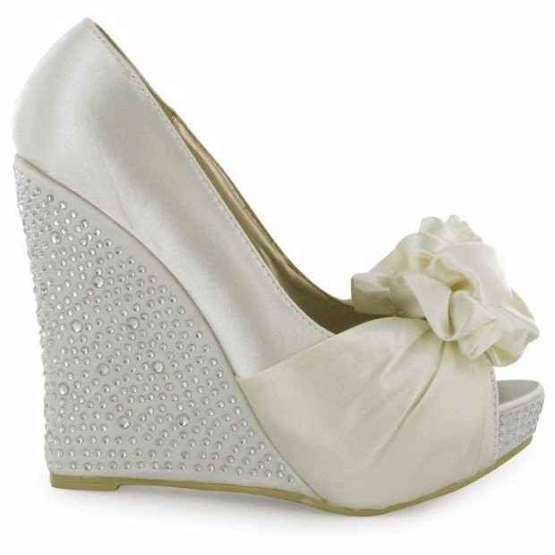 sapatos cunha