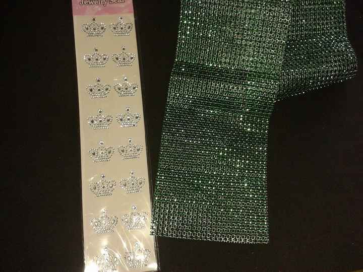 tiaras para robe e cabides