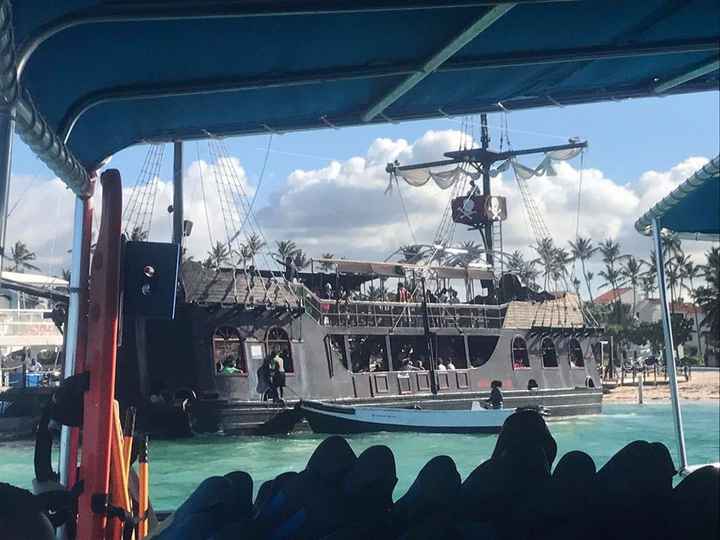 barco dos piratas que quem fez este, teve direito a luta de piratas