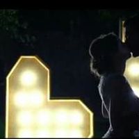 Letras luminosas grandes vs show de luzes - 1