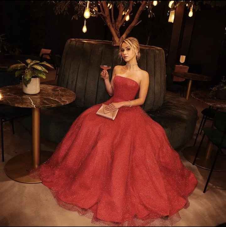 Looks Globos de Ouro 2021: do tapete vermelho à sala de estar dos famosos 🌟 10