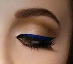o arco-íris 🌈 invade a comunidade com inspirações (azul marinho) para unhas e maquilhagem - 5