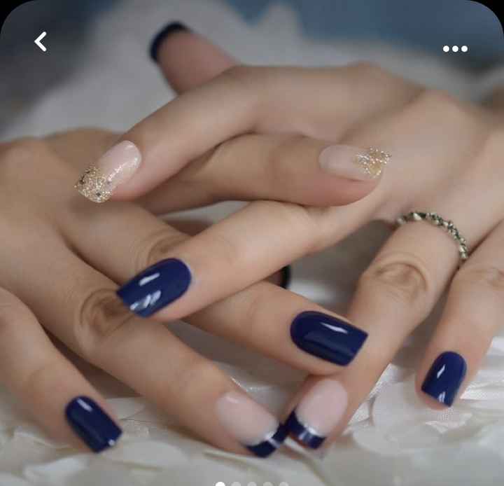 o arco-íris 🌈 invade a comunidade com inspirações (azul marinho) para unhas e maquilhagem - 8