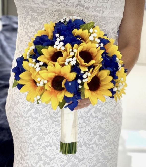 o arco-íris 🌈 invade a comunidade com inspirações (azul marinho) para bouquet 💐 e boutonnière 💙 - 7