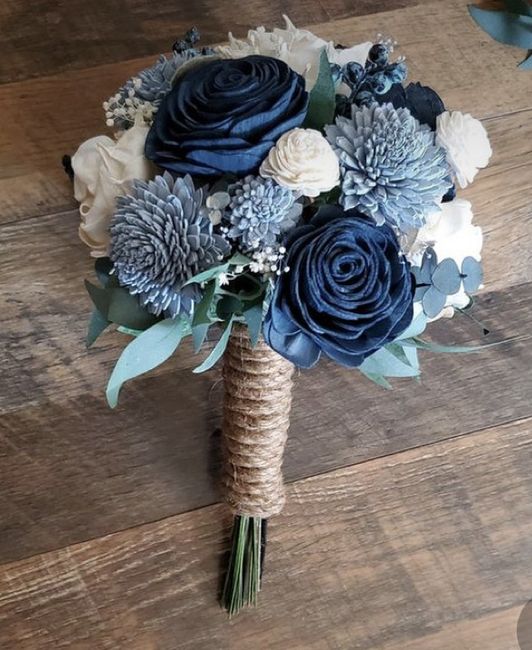 o arco-íris 🌈 invade a comunidade com inspirações (azul marinho) para bouquet 💐 e boutonnière 💙 - 10