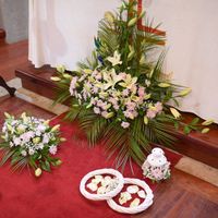 decoração à frente do altar