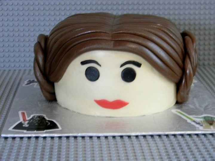 Bolo Leia