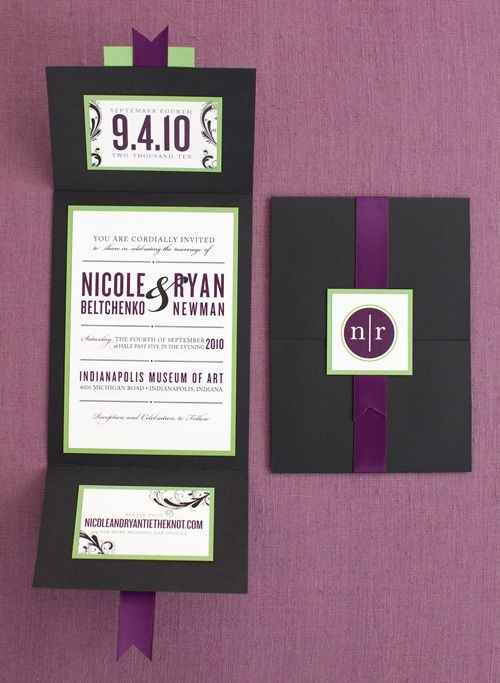 Cores: Preto, Roxo e Prateado