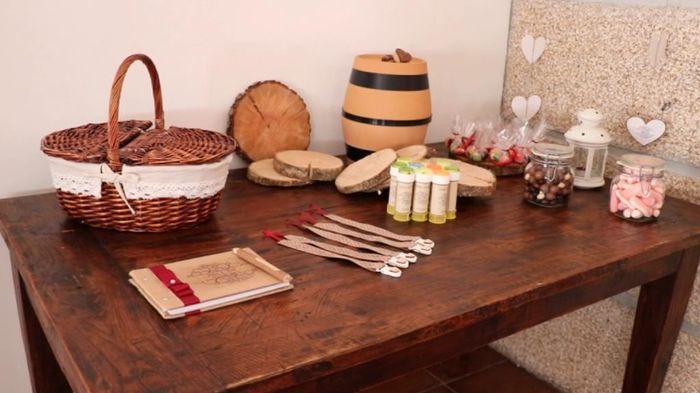 Mesa das lembranças e doces
