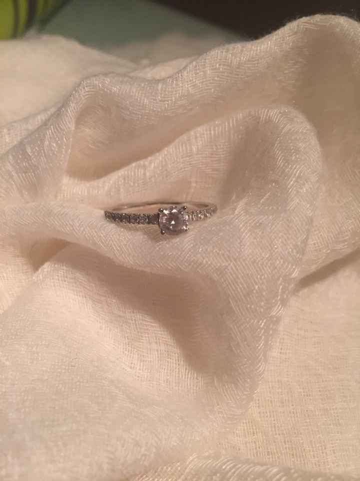 O meu anel de noivado ? - 1
