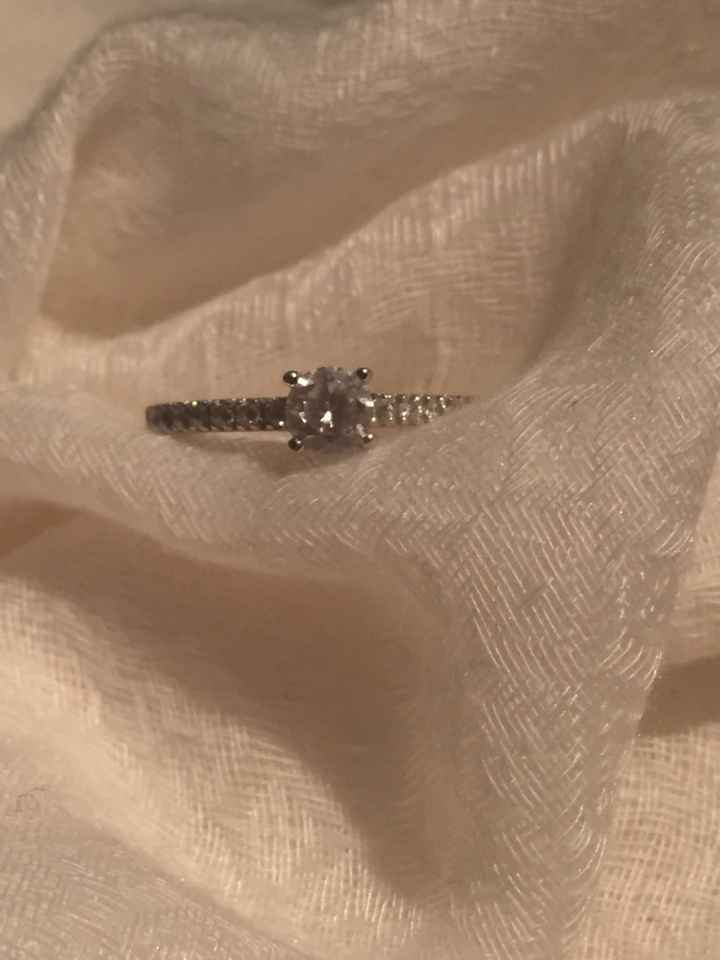 O meu anel de noivado ? - 2