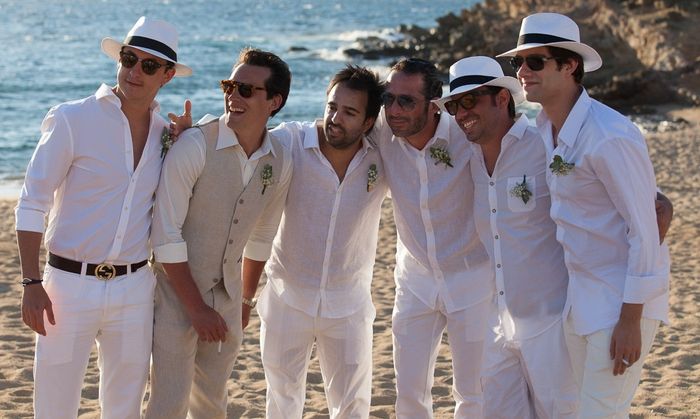 fato de noivo casamento de praia