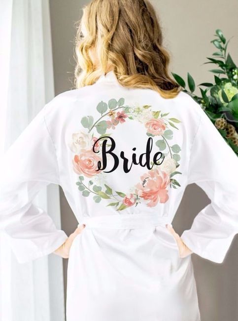 Robes para as damas de honor e noiva