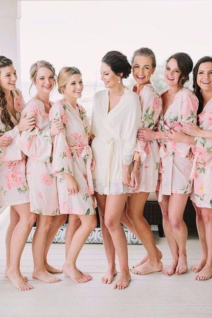 Robes para as damas de honor e noiva