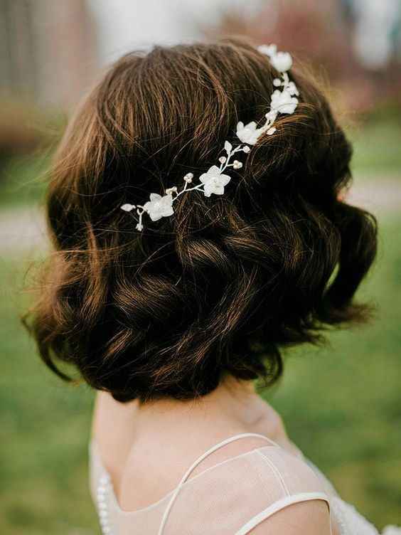 7. Penteado de cabelo curto 
