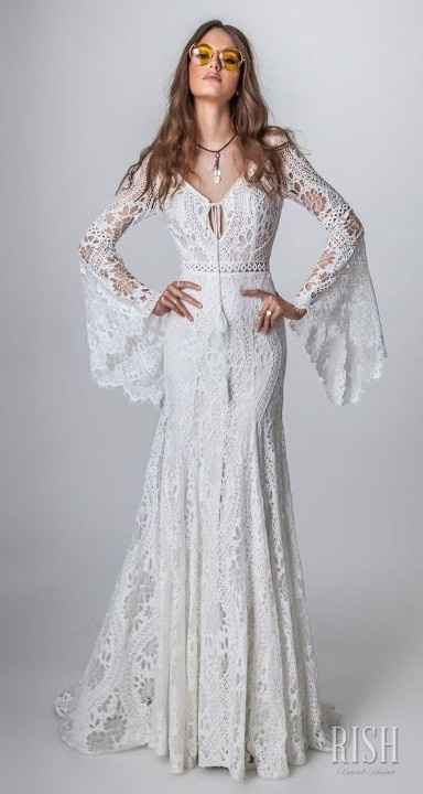 4. Vestidos à boca de sino 