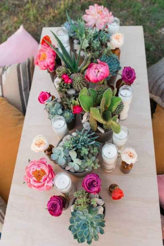 2. Centros de mesa com flores 