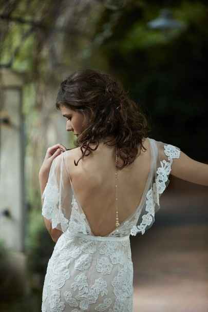 3. Costas de vestido 