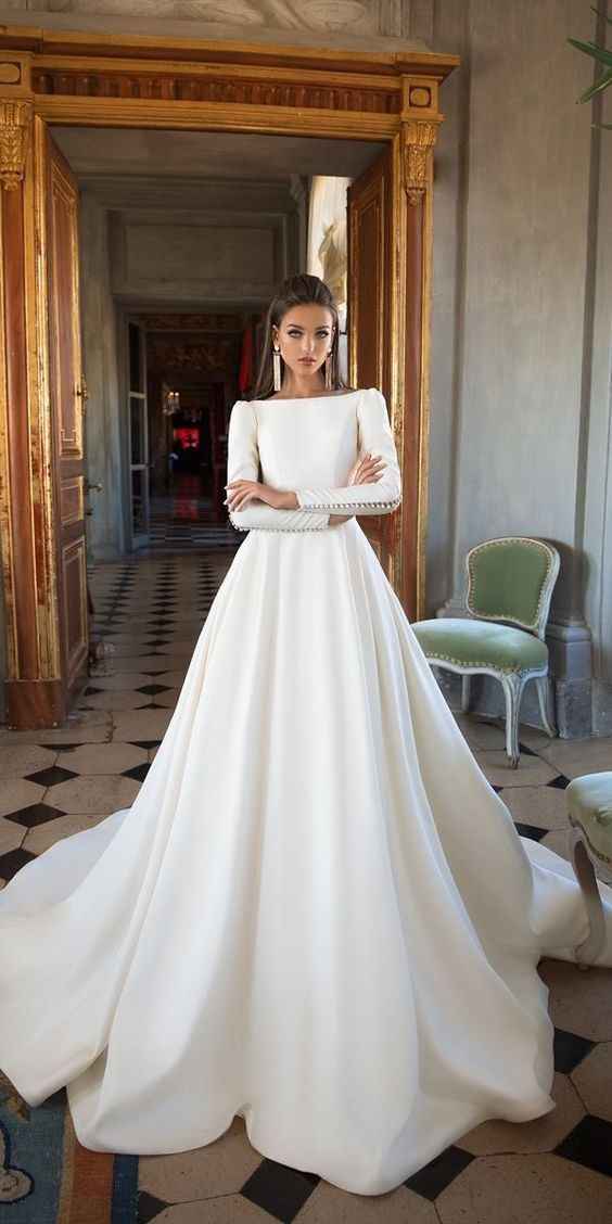 2.  Vestido de noiva 