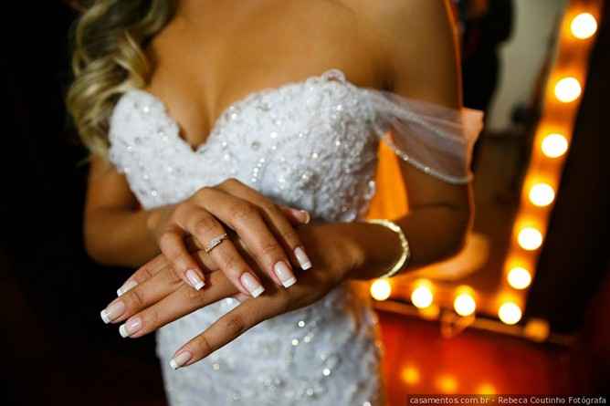 2. Manicure 