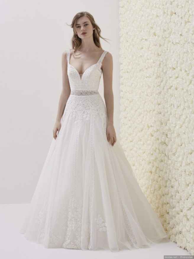 5. Vestido de noiva com alças 