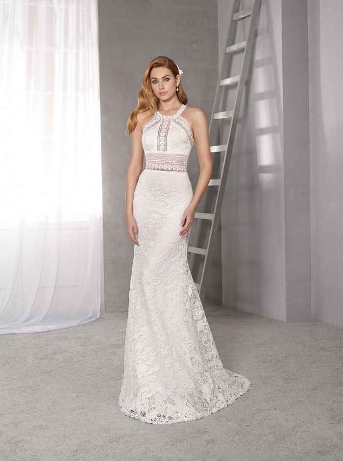 B. Decote halter 