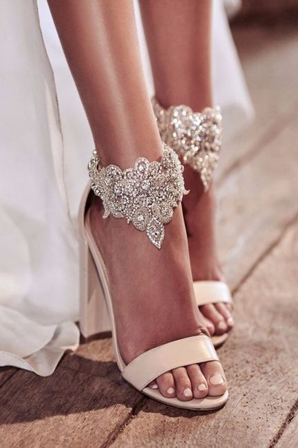 10. Sapatos de noiva