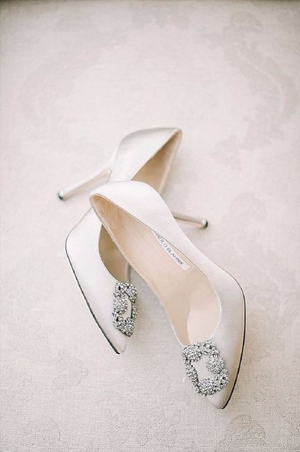 Os sapatos segundo a data do teu casamento 2