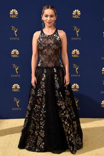 2. Emilia Clarke, de Christian Dior Alta Costura