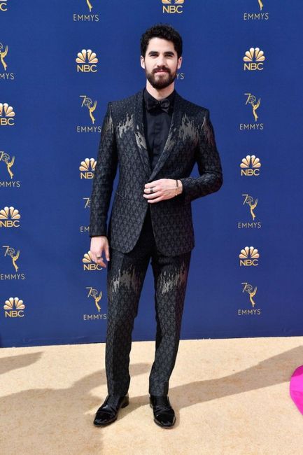 2. Darren Criss, de Armani.
