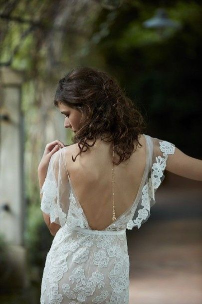 3. Costas de vestido 