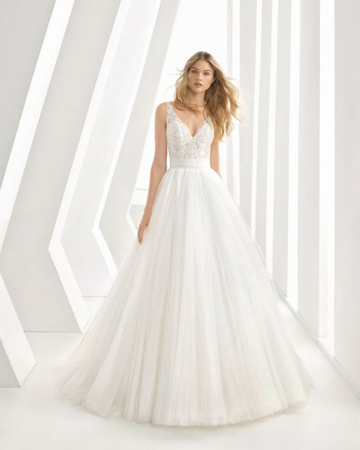 3. Vestido decote em V