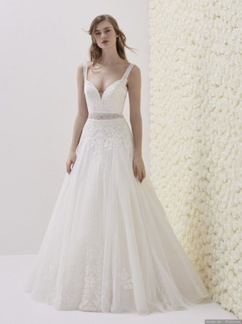 5. Vestido de noiva com alças 