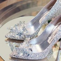 Usariam estes sapatos de Cinderela? 