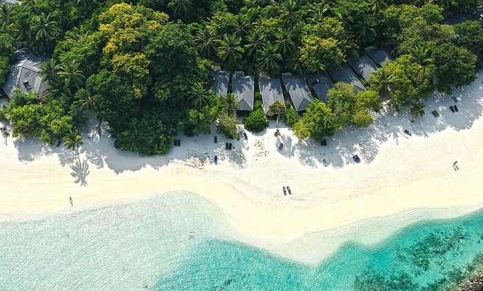 Royal Island Resort Hotel 