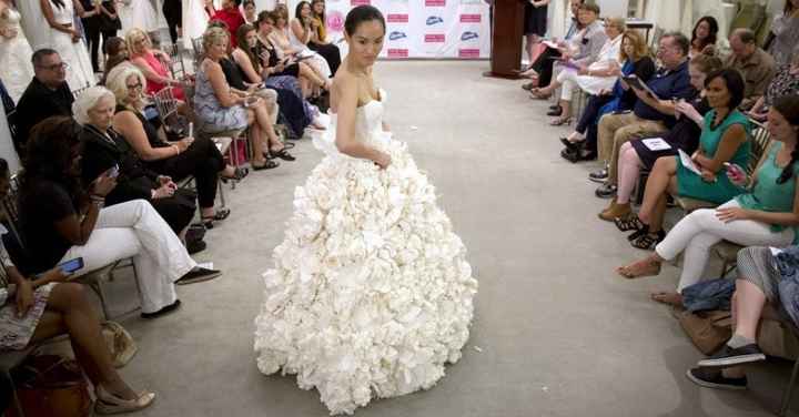Vestidos de papel higiénico 10