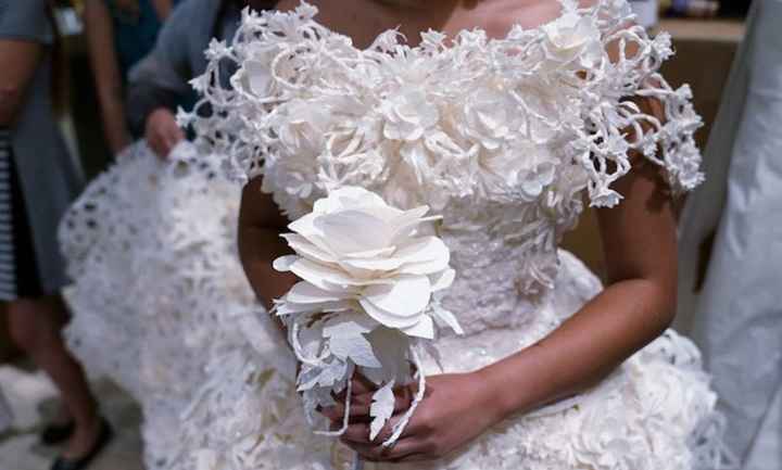 Vestidos de papel higiénico 13