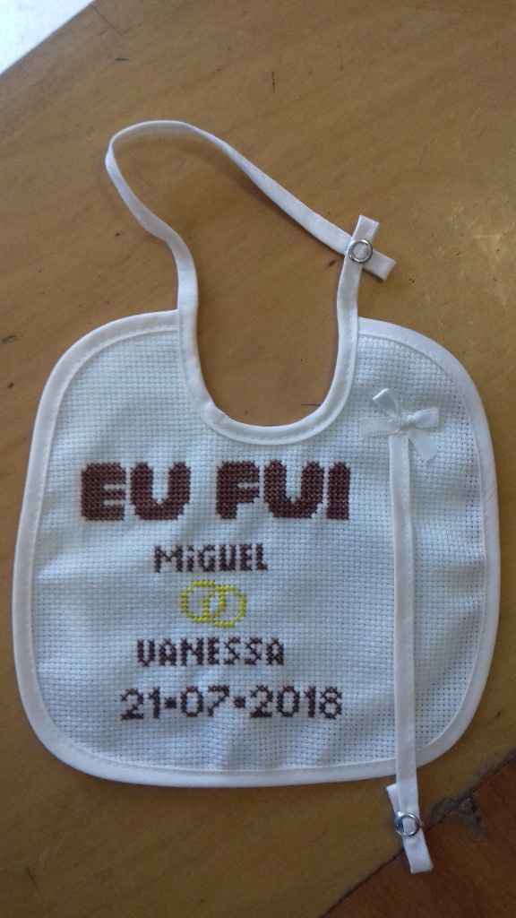 Babete para lembrança dos bebés