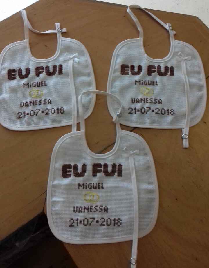 Os 3 babetes que bordei