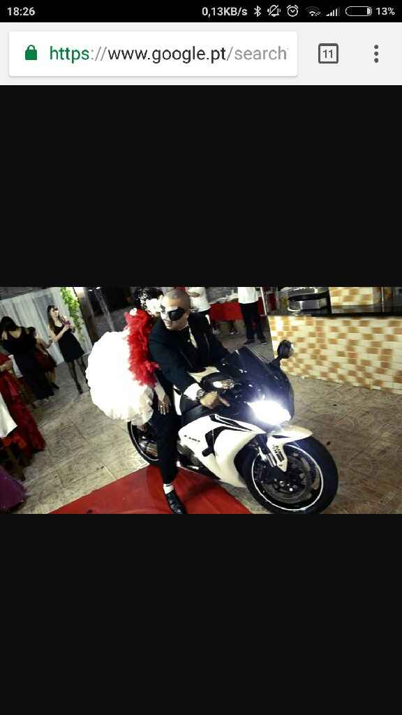 Como vão chegar à cerimónia? - 1