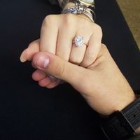 Bora partilhar o nosso anel de noivado? 💍😍 - 1