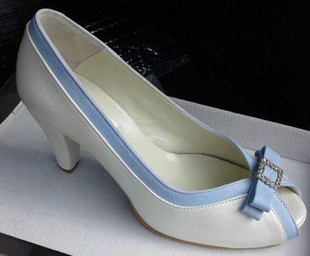 Mostrem os vossos sapatos! - 1