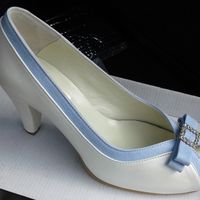 Mostrem os vossos sapatos! - 1
