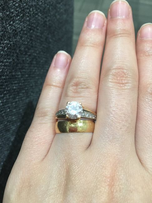 Bora partilhar o nosso anel de noivado? 💍😍 14