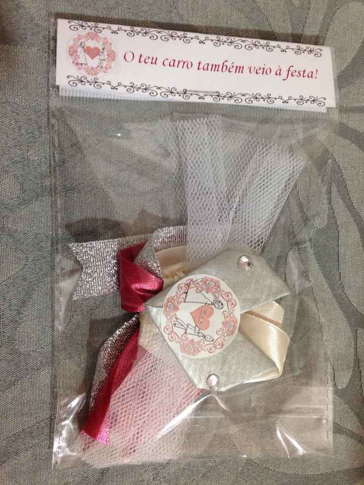  Laços para os carros: ✔️ - 3