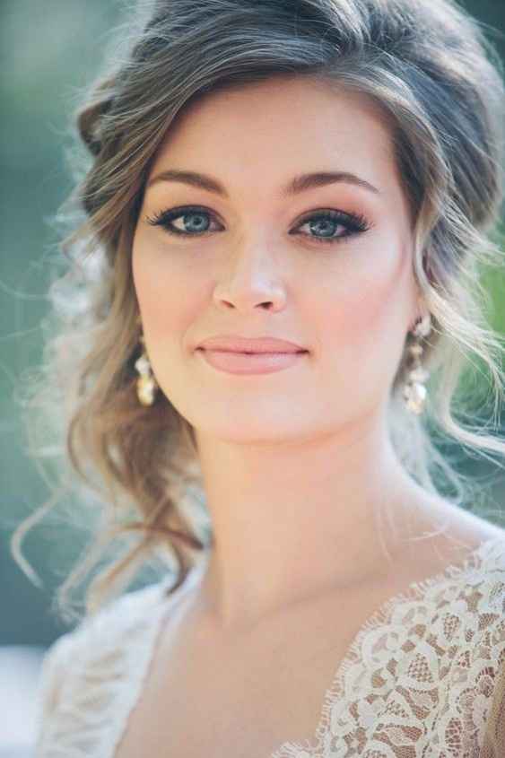Penteado e Maquilhagem