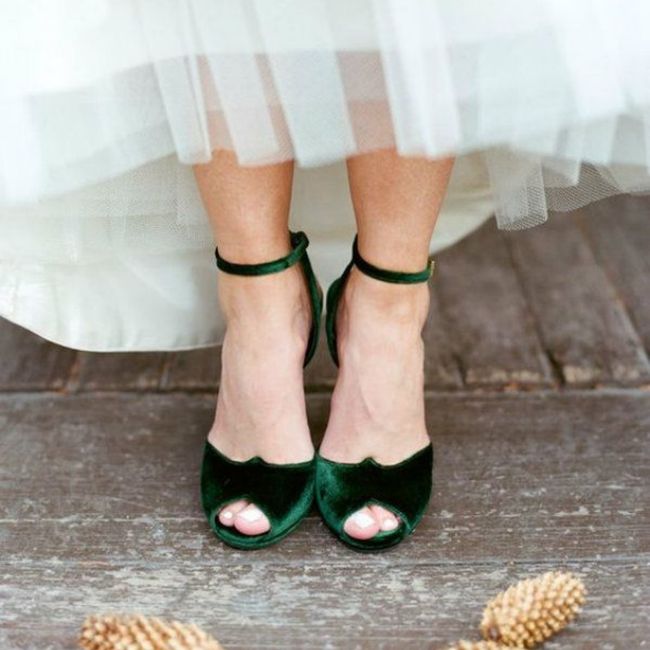 o Arco-íris 🌈 invade a Comunidade com inspirações (verde esmeralda) para sapatos de noiva 4