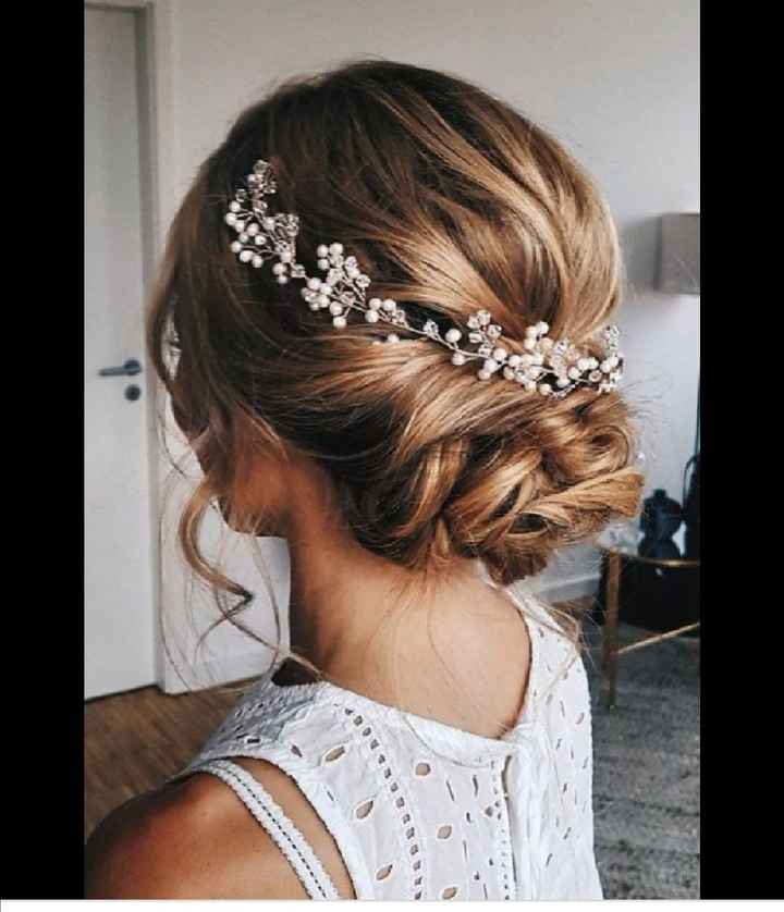 Penteado/tiara - 1