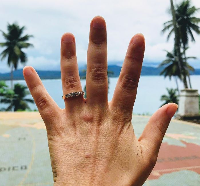 Bora partilhar o nosso anel de noivado? 💍😍 10